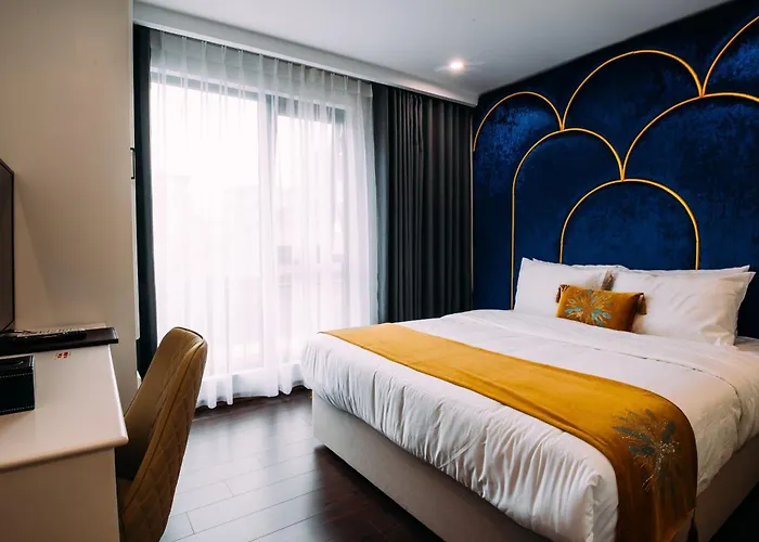Royal Lotus Hotel